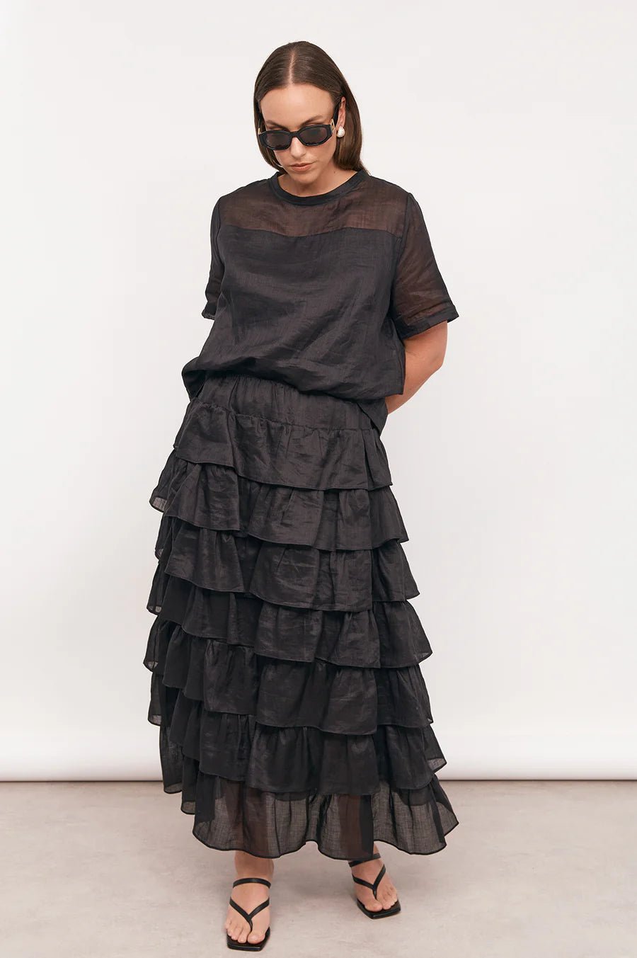 Ruffle Ramie Skirt in Black with Elastic Waist and Sheer Lining – Relaxed Fit and Stylish Design 5